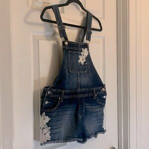 Overall shorts Girls with lace aplique - size 14/16